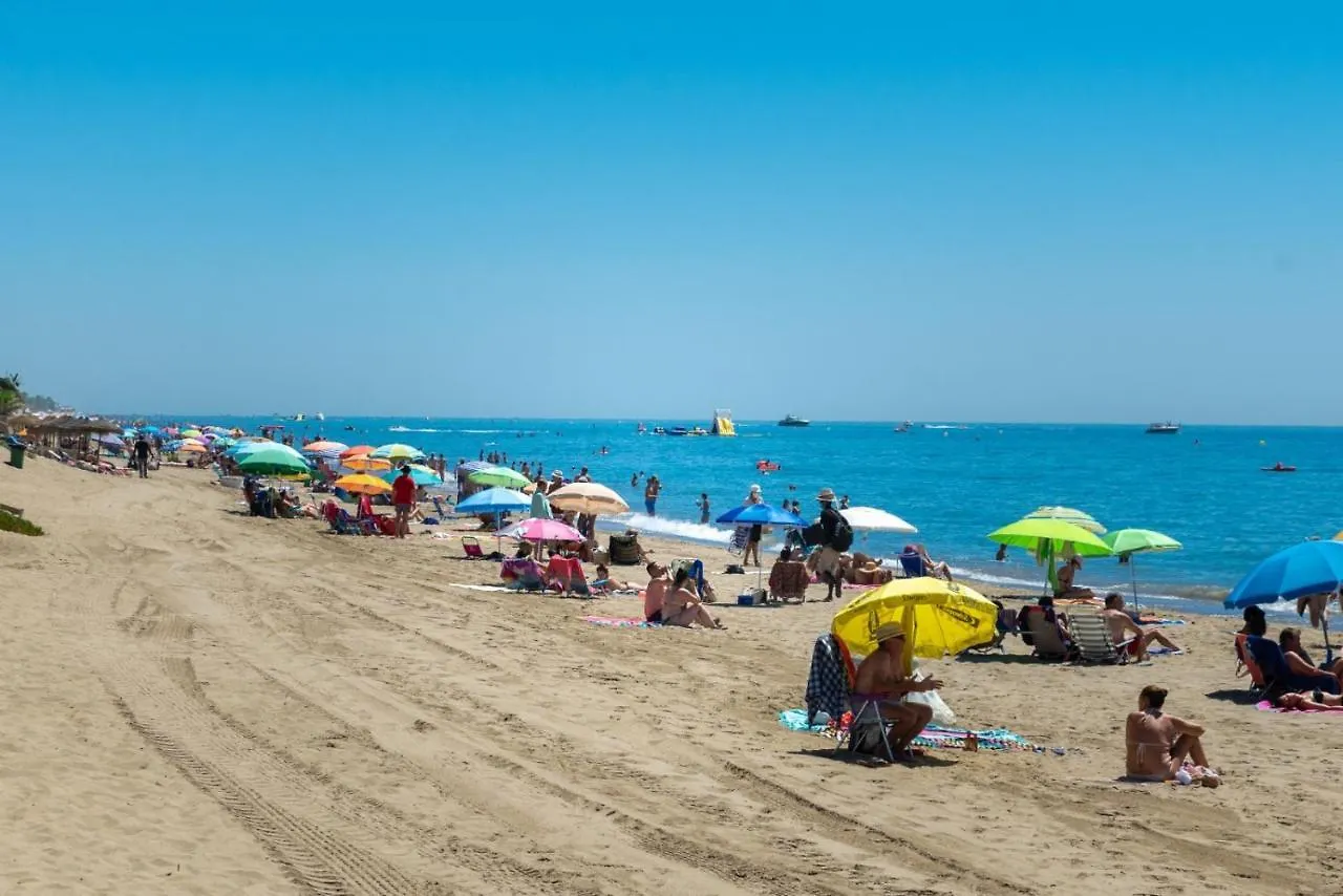 Marbella Lovely 3-Bedroom Apartment 350 M Walk To The Beach 0*,  España